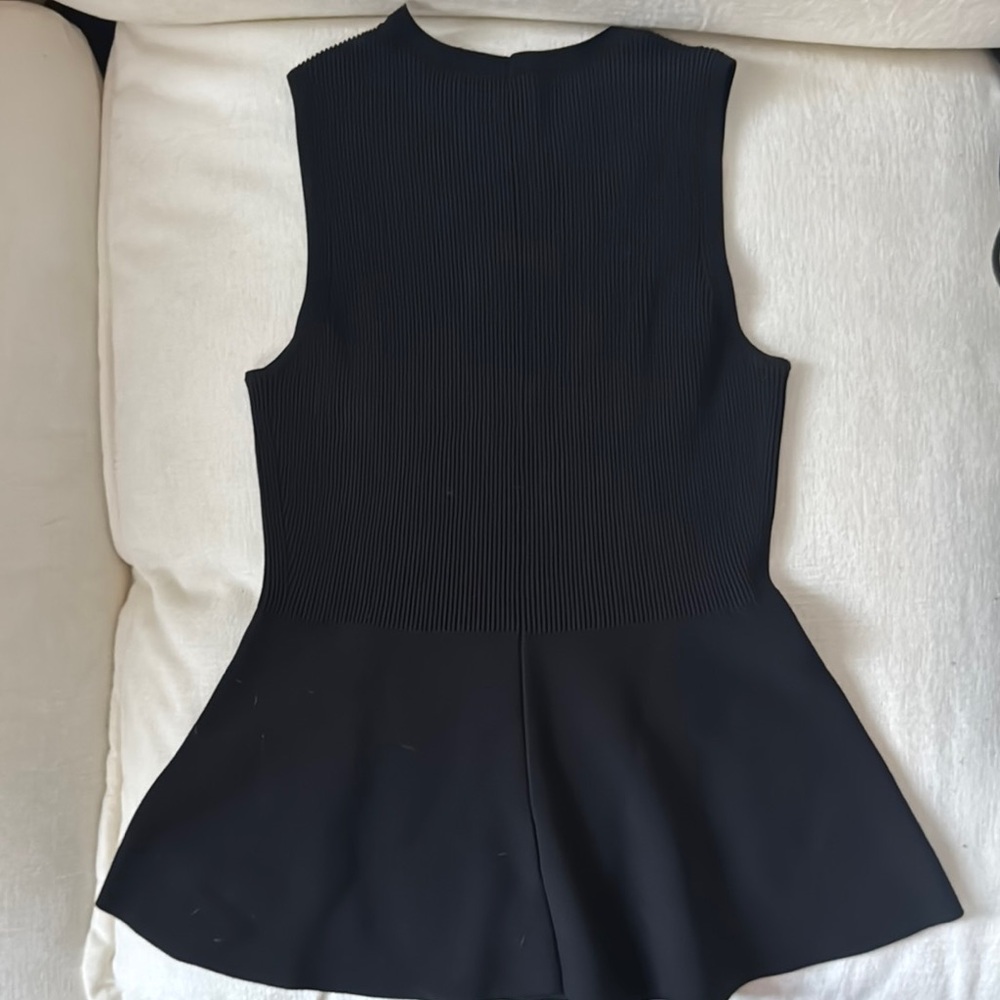Theory Black Sleeveless Tank Top - Picture 2 of 3
